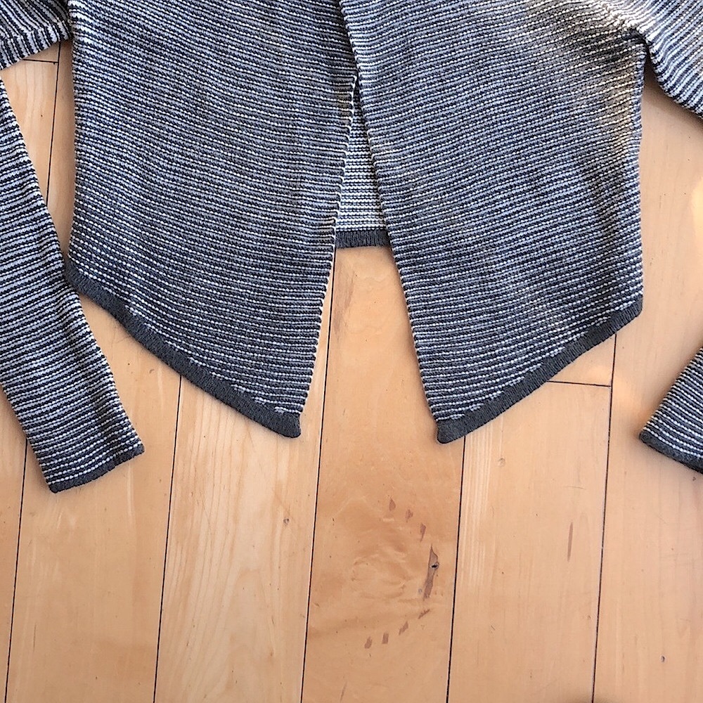Express Long Sleeve Hi/Low Crop Shrug Sweater In Gray/ White Size Small - Picture 4 of 8